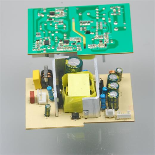 炬鼎淺析小家電生產(chǎn)設(shè)備插件機的優(yōu)勢和挑戰(zhàn)