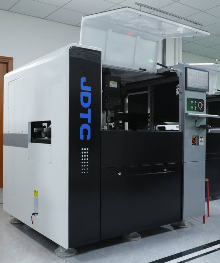 異型插件機電子行業自動化生產的明星設備