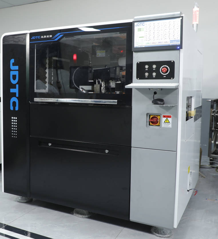 異形元件使用異形插件機(jī)自動(dòng)化生產(chǎn)電子制造的新紀(jì)元