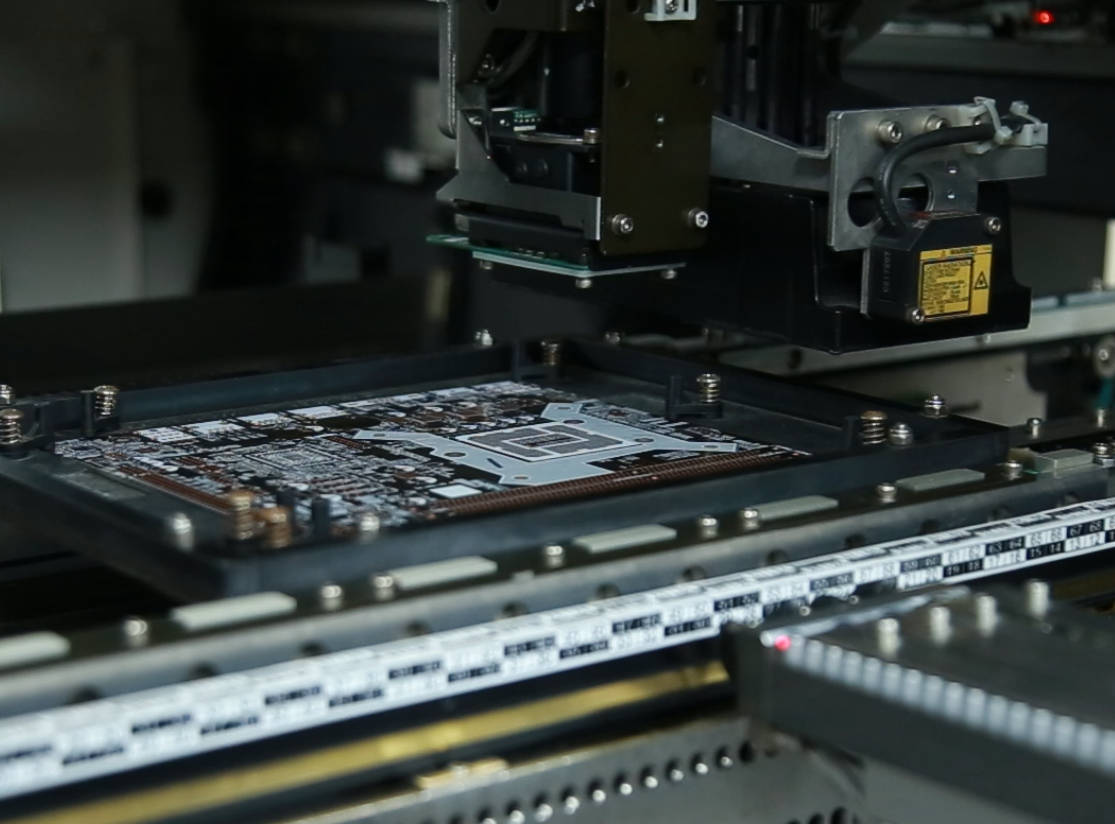 智能制造異形插件機(jī)引領(lǐng)電子制造業(yè)的創(chuàng)新方向