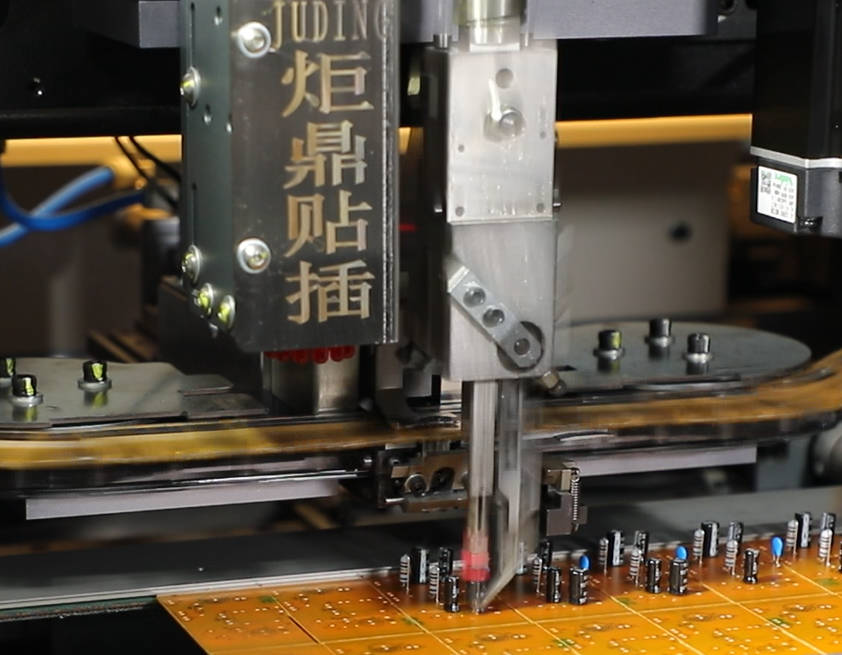 晶體管插件機驅動電子制造高效自動化的新設備